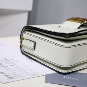 Dior Evolution Bag - Image 7