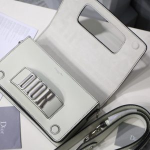 Dior Evolution Bag - Image 4