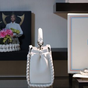 Fendi PEEKABOO - Image 4