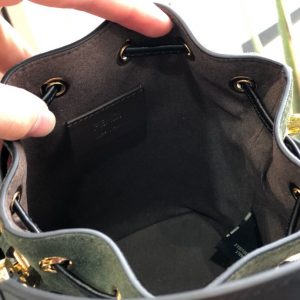 Fendi bucket - Image 9