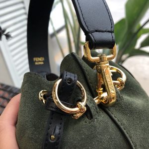 Fendi bucket - Image 7