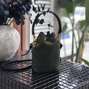 Fendi bucket - Image 3