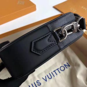 Louis Vuitton Toilet Pouch - Image 4