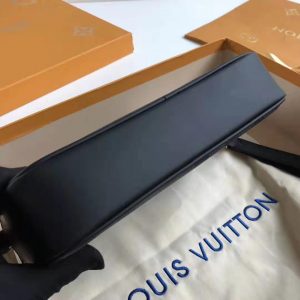 Louis Vuitton Toilet Pouch - Image 5