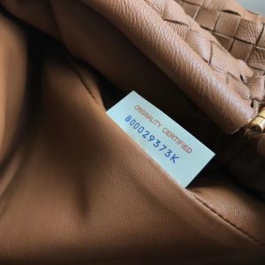 BOTTEGA VENETA Pouch - Image 8