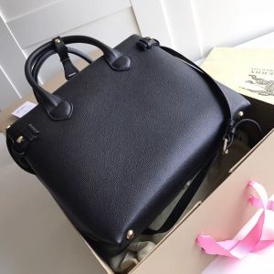 Burberry Banner - Image 3