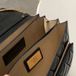 Givenchy GV3 - Image 4