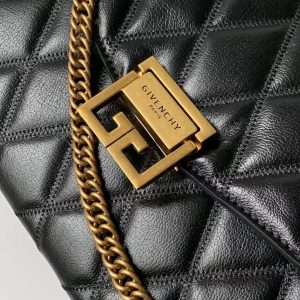 Givenchy GV3 - Image 3