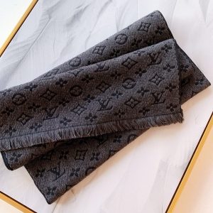 Louis Vuitton Scarf - Image 5