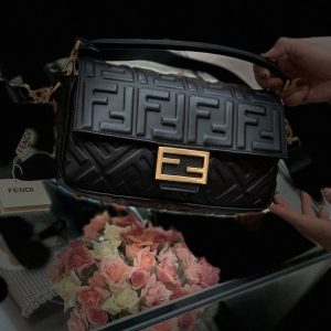 FENDI Baguette - Image 5