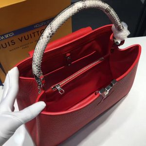 LOUIS VUITTON CAPUCINES - Image 9