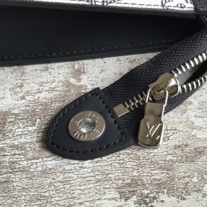 Louis Vuitton clutch bag - Image 8