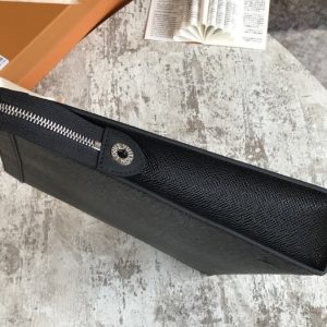 Louis Vuitton Pochette - Image 5