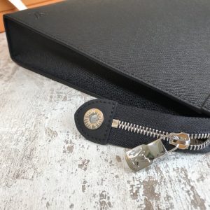 Louis Vuitton Pochette - Image 7