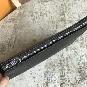 Louis Vuitton Pochette - Image 5