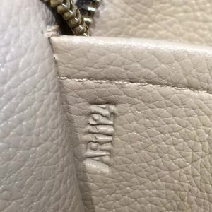 Louis Vuitton COSMETIC POUCH - Image 8