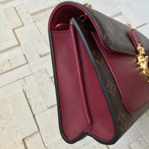 Louis Vuitton VICTOIRE - Image 12