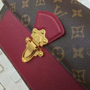 Louis Vuitton VICTOIRE - Image 13