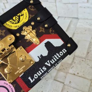 Louis Vuitton  PETITE MALLE - Image 11