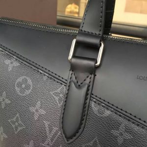 Louis Vuitton EXPLORER - Image 8