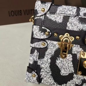 Louis Vuitton  PETITE MALLE - Image 7