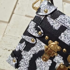 Louis Vuitton  PETITE MALLE - Image 11