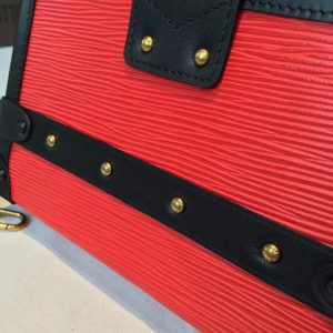 Louis Vuitton PETITE MALLE - Image 8