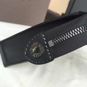 Louis Vuitton VOYAGE MM - Image 7