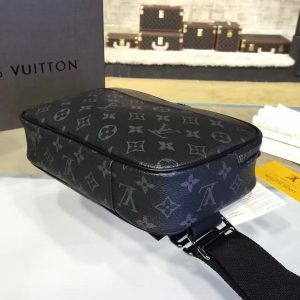 Louis Vuitton EXPLORER - Image 3