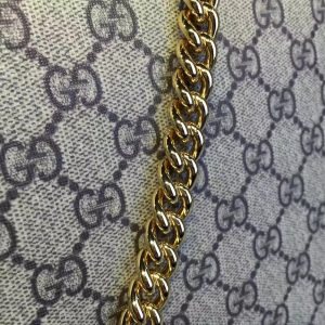 Gucci GG Supreme mini chain bag - Image 7