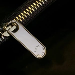 Louis Vuitton KIMONO - Image 8