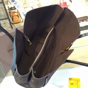 Louis Vuitton KIMONO - Image 9