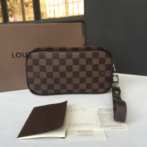 Louis Vuitton  POCHETTE VOLGA - Image 3