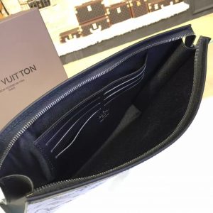 Louis Vuitton POCHETTE VOYAGE - Image 9