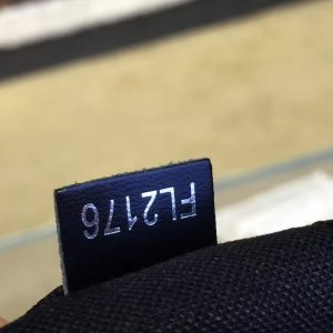 Louis Vuitton DISTRICT - Image 7