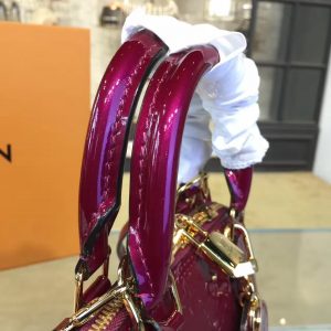 Louis Vuitton Alma - Image 6