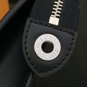 Louis Vuitton POCHETTE VOLGA - Image 8