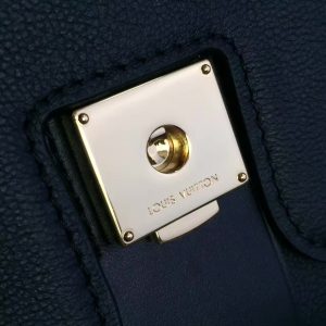 Louis Vuitton VERY CHAIN - Image 6