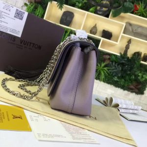 Louis Vuitton VERY CHAIN - Image 3