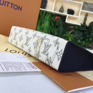 Louis Vuitton POCHETTE VOLGA - Image 8