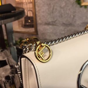 Fendi  Shoulder Bag - Image 5