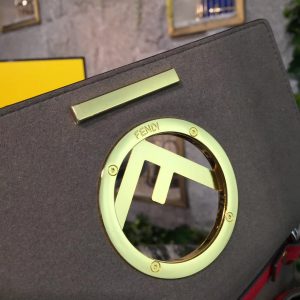 Fendi Shoulder Bag - Image 4