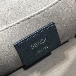 Fendi Shoulder Bag - Image 4