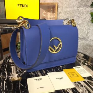 Fendi Shoulder Bag - Image 8