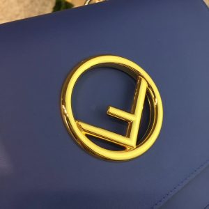 Fendi Shoulder Bag - Image 7