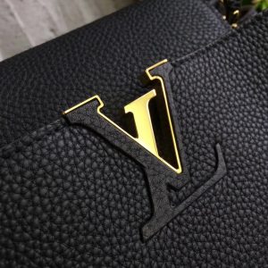 LOUIS VUITTON CAPUCINES - Image 9