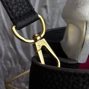 LOUIS VUITTON CAPUCINES - Image 7