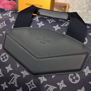 Louis Vuitton Shoulder Bag - Image 7