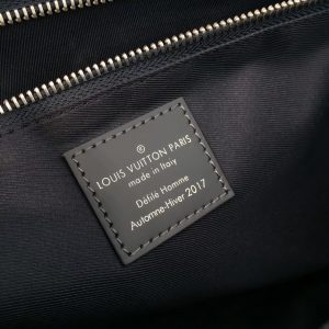Louis Vuitton Shoulder Bag - Image 6