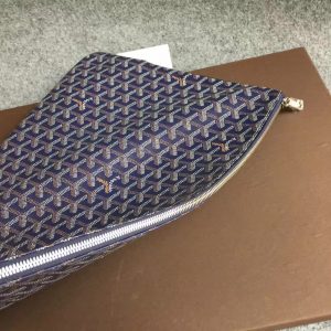 Goyard Clutch - Image 7